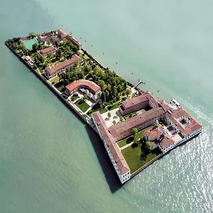 Isola Di San Servolo - Centro ホテル ヴェネツィア